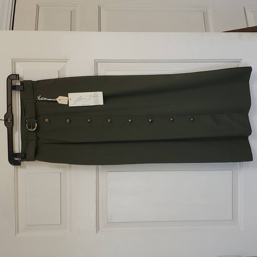 Size 4, long skirt.